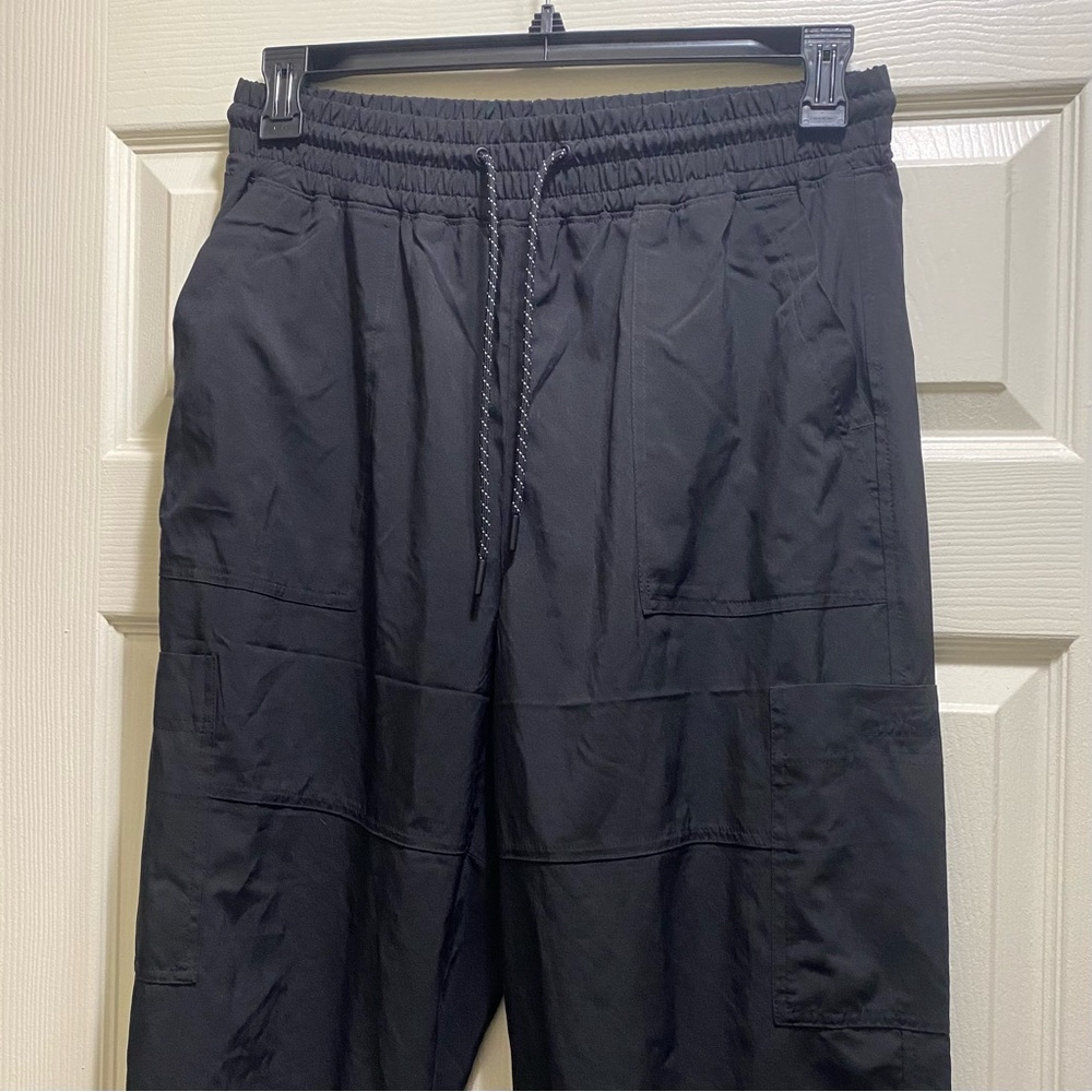 old navy parachute pants (NWOT)
